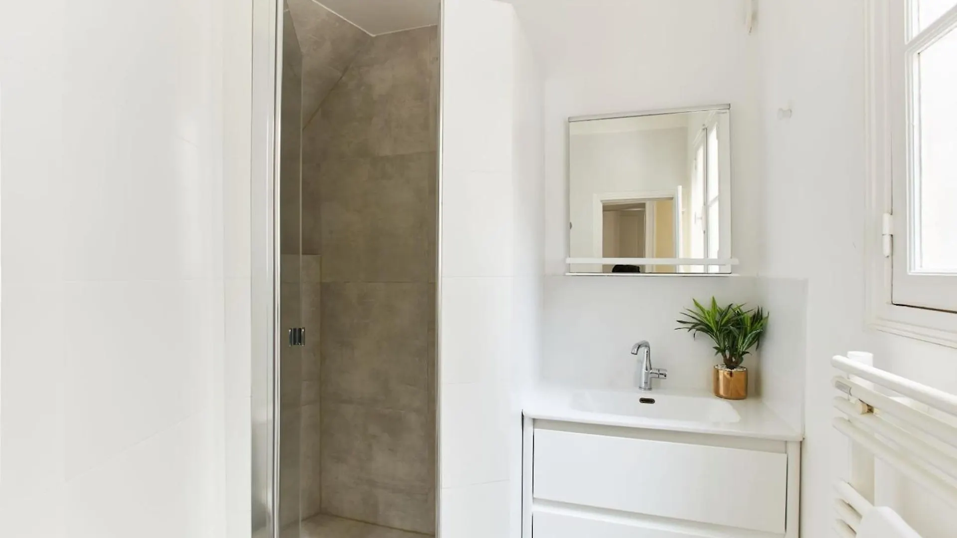 Palais Garnier & Place Vendome - 2Br - Cityapartmentstay Parijs 0*,