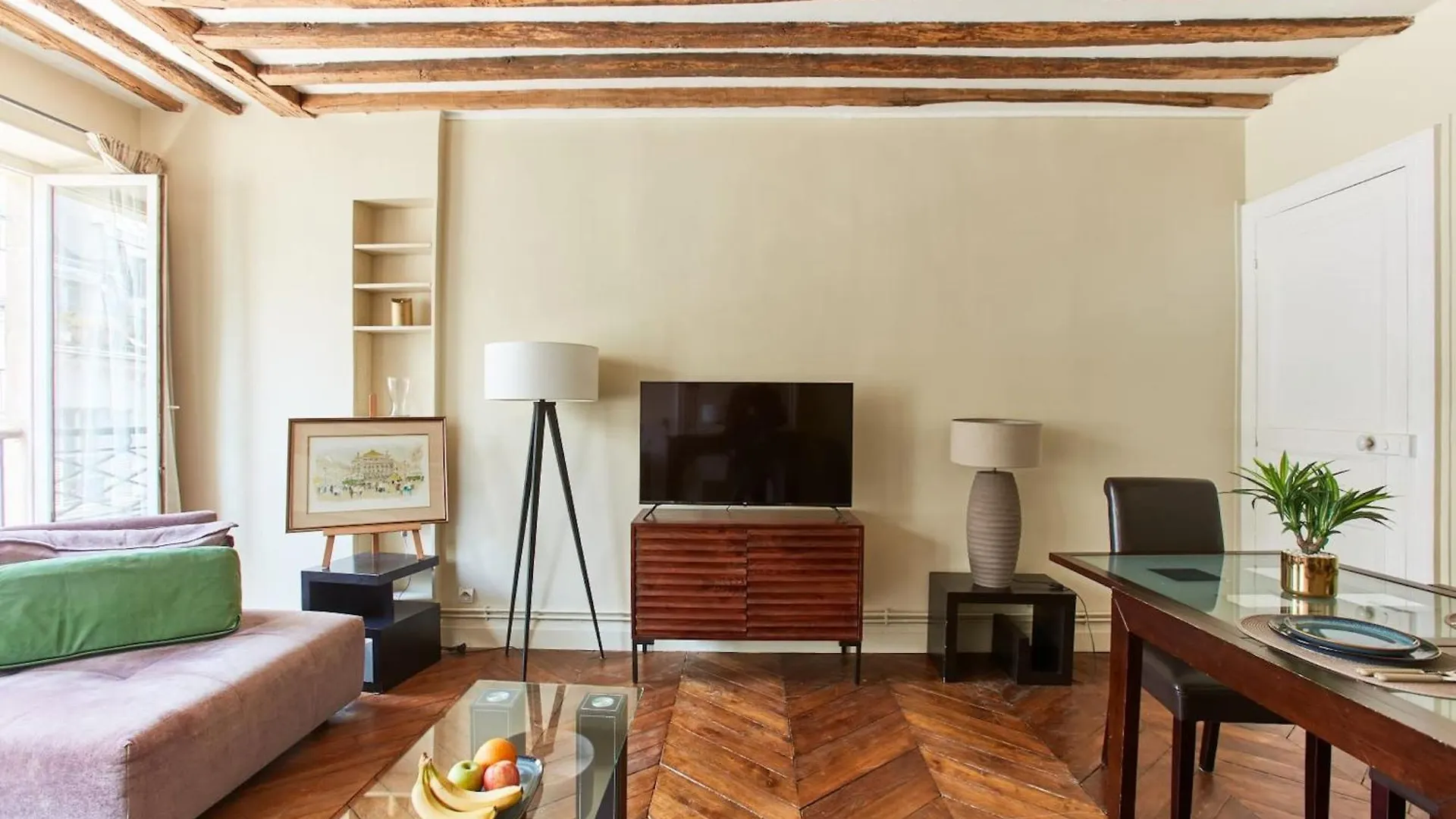 Appartement Palais Garnier & Place Vendome - 2Br - Cityapartmentstay Parijs
