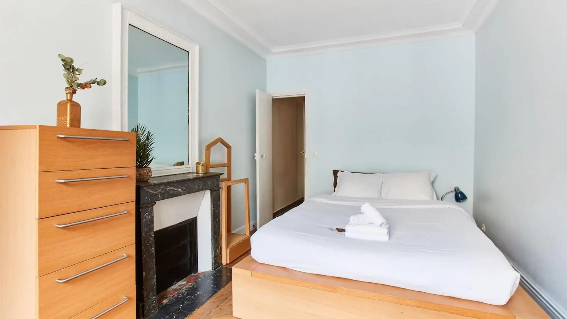 Palais Garnier & Place Vendome - 2Br - Cityapartmentstay Parijs