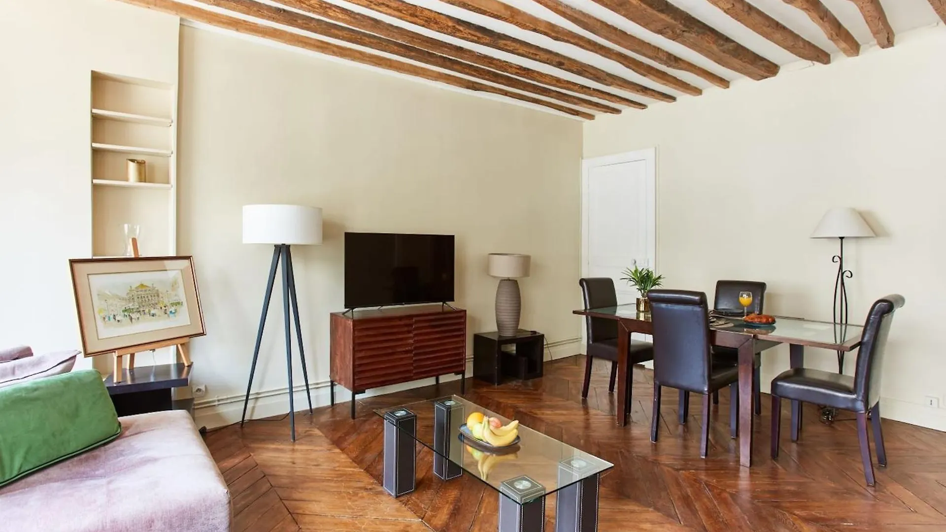 Palais Garnier & Place Vendome - 2Br - Cityapartmentstay Parijs